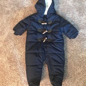 Children’s place baby hooded body snow suit 0-3M